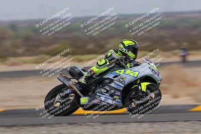 media/Sep-11-2022-SoCal Trackdays (Sun) [[81b7e951af]]/Turn 7 (1145am)/